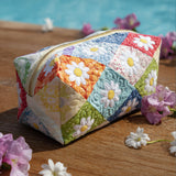 Bolso de Maquillaje Acolchado Bloomy Charm